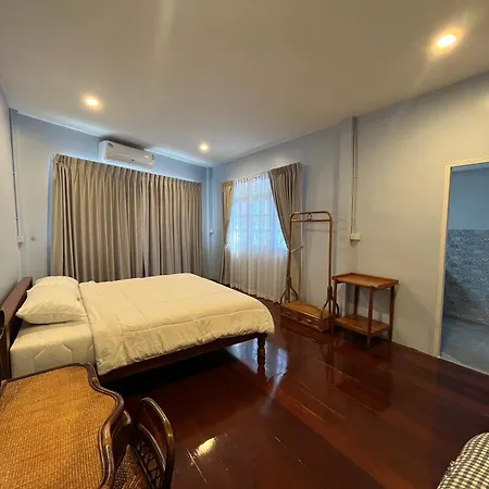 Saen Saran Property